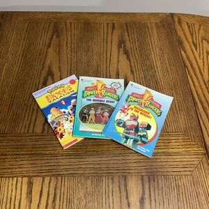 Pokémon Pikachu’s Vacation & Mighty Morphin Power Rangers Bumble Beast, Megazord